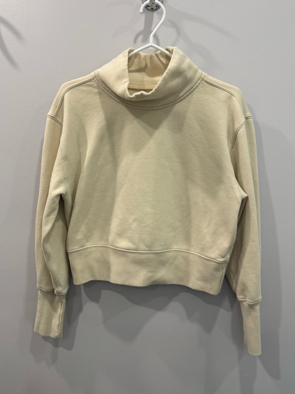 Abercrombie & Fitch Baby Yellow Mockneck Crew Sweatshirt - Size M